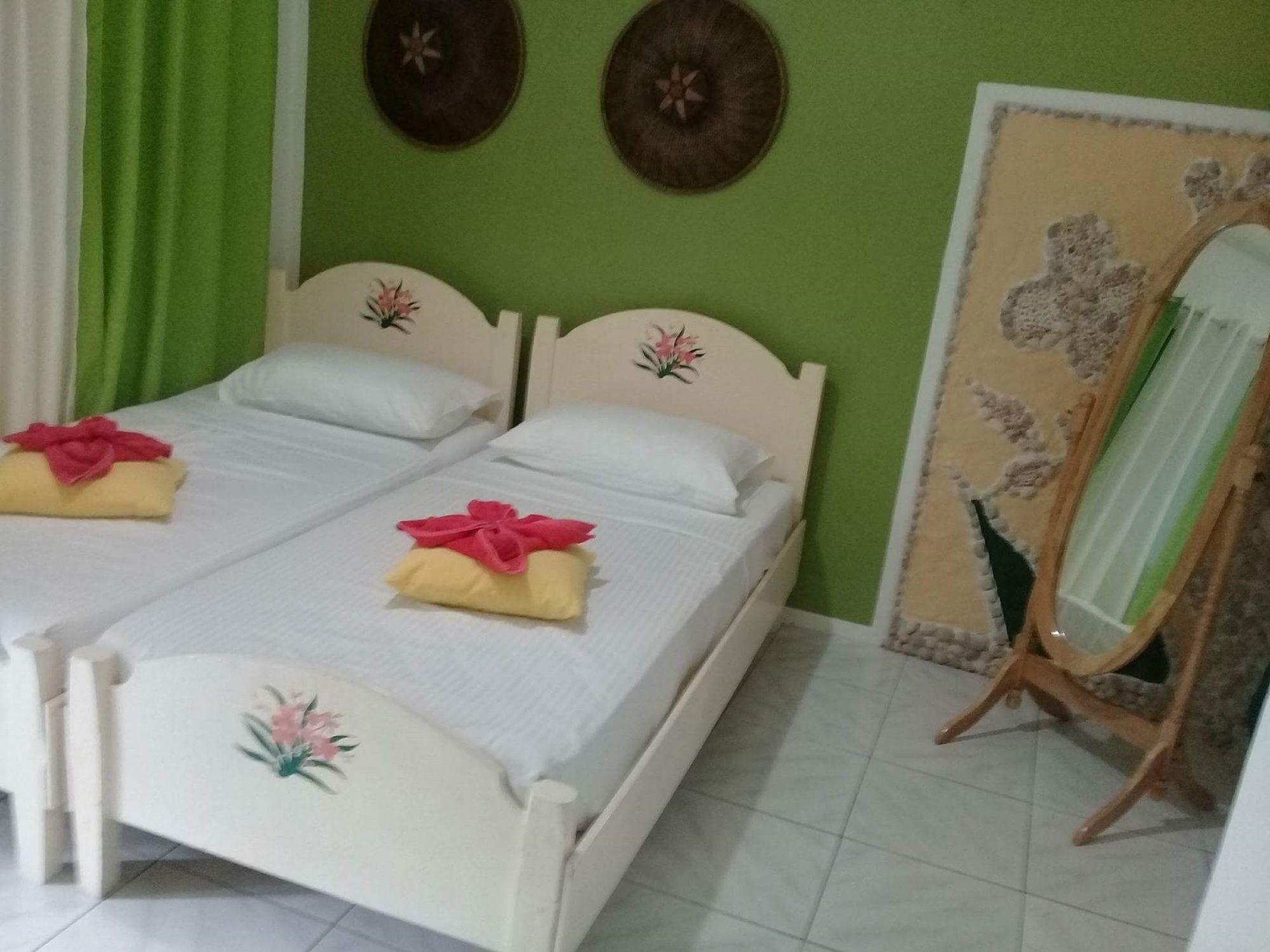 Traville Huts Palm Beach Inn Panglao Eksteriør bilde