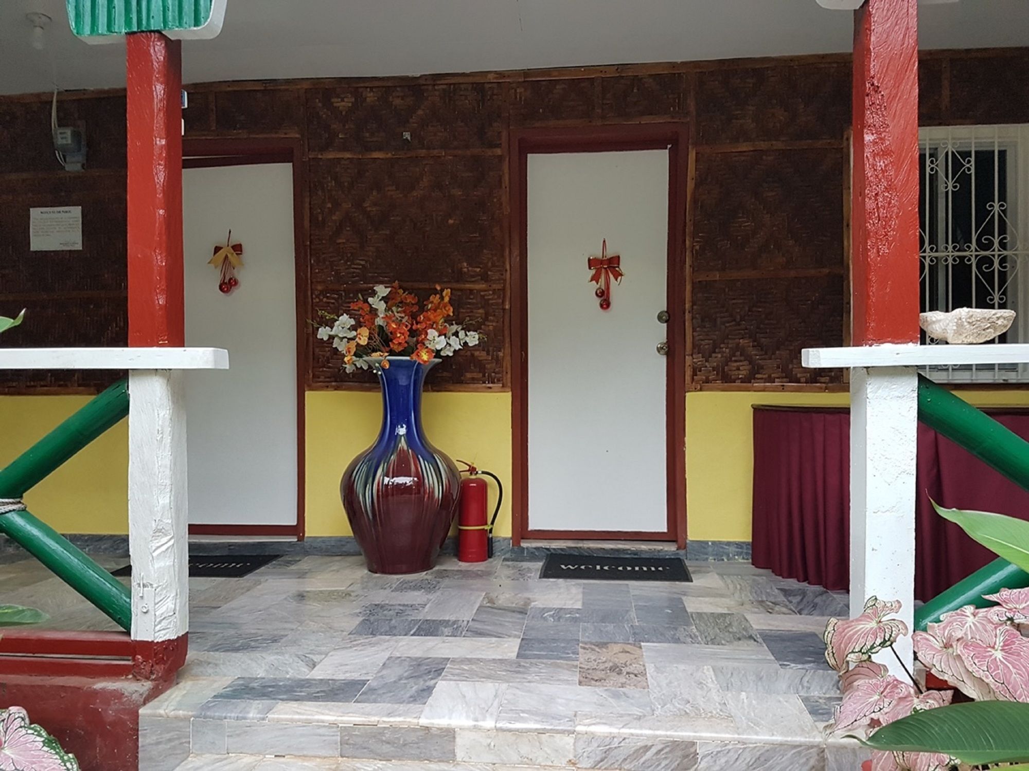 Traville Huts Palm Beach Inn Panglao Eksteriør bilde